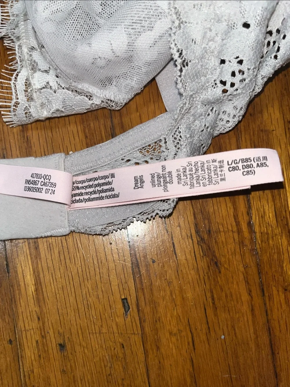 NWT Victoria’s Secret Dream Angels Plunge One Shoulder Rhinestone Bra  Large